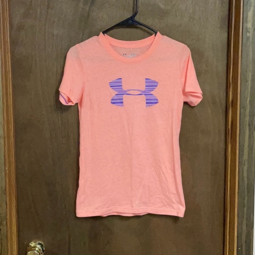 Under Armour Short Sleeve‎ Shirt Extra Small